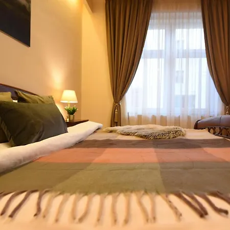 Apartment Old Town Cozy - The Epoque Brasov